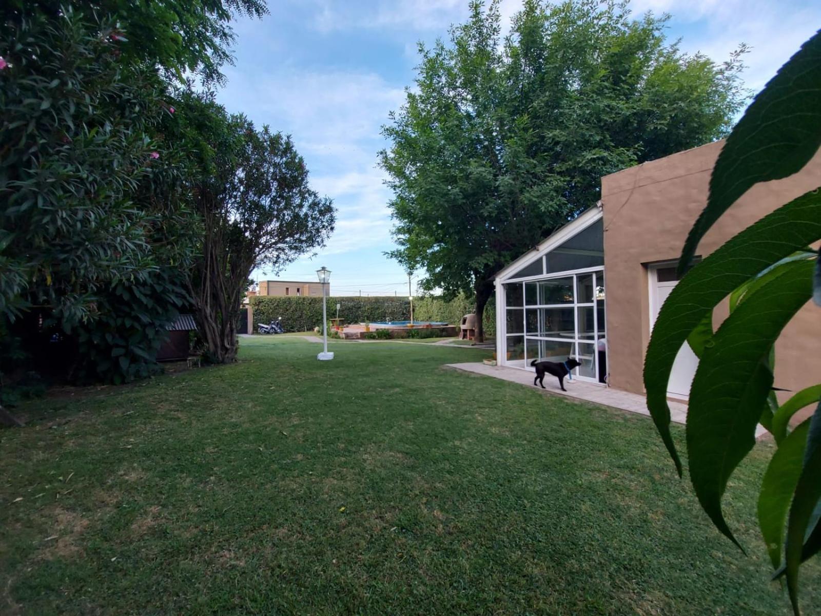 Quinta A Metros Del Parque Municipal Y La Antigua Pulperia